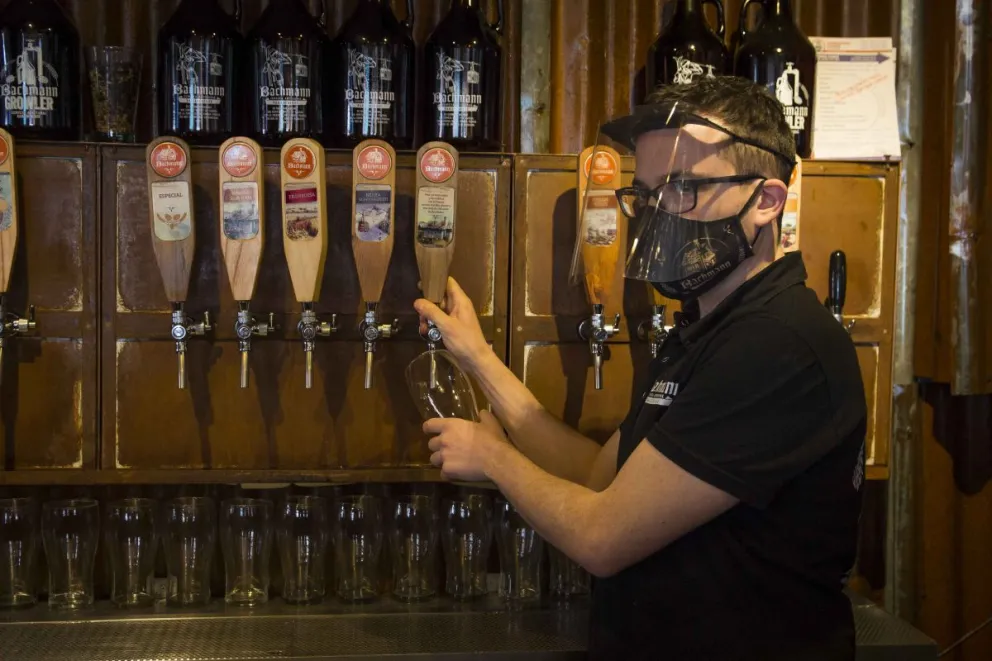 Cerveceros: "Si tenemos que cerrar lo haremos, pero que nos ayuden con los pagos"