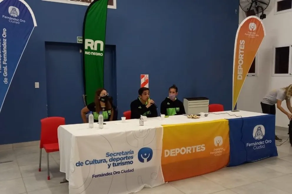 Río Negro Deportes brinda charlas para promover la Ley de Patrocinio