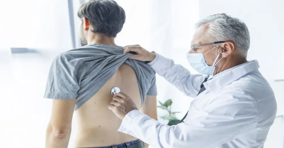 ¿Qué controles clínicos deben hacerse los pacientes que atravesaron el covid?