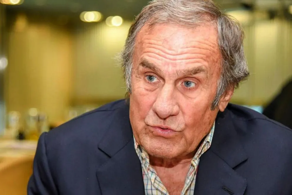 Reutemann sufre una hemorragia digestiva baja y seguirá internado en Santa Fe