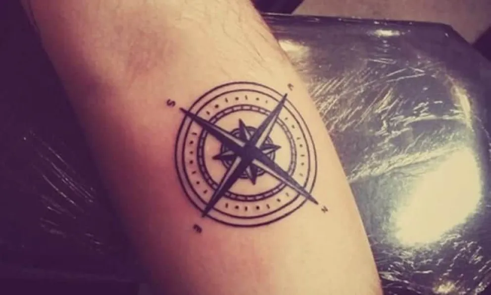 A tener en cuenta: qué pasa con los tatuajes de aquellos que quieren ser soldados voluntarios