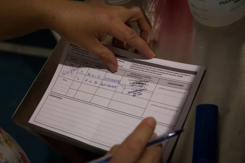 De contar con las dosis vacunarían a toda la población