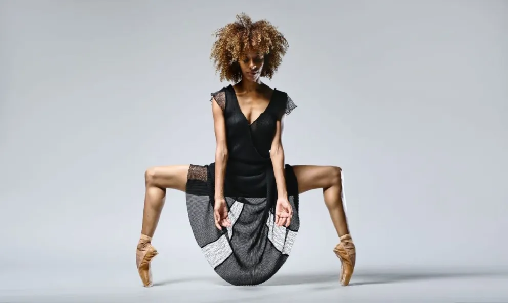 Chloé Lopes Gomes: “Blanquear mi piel era como renunciar a mi identidad”