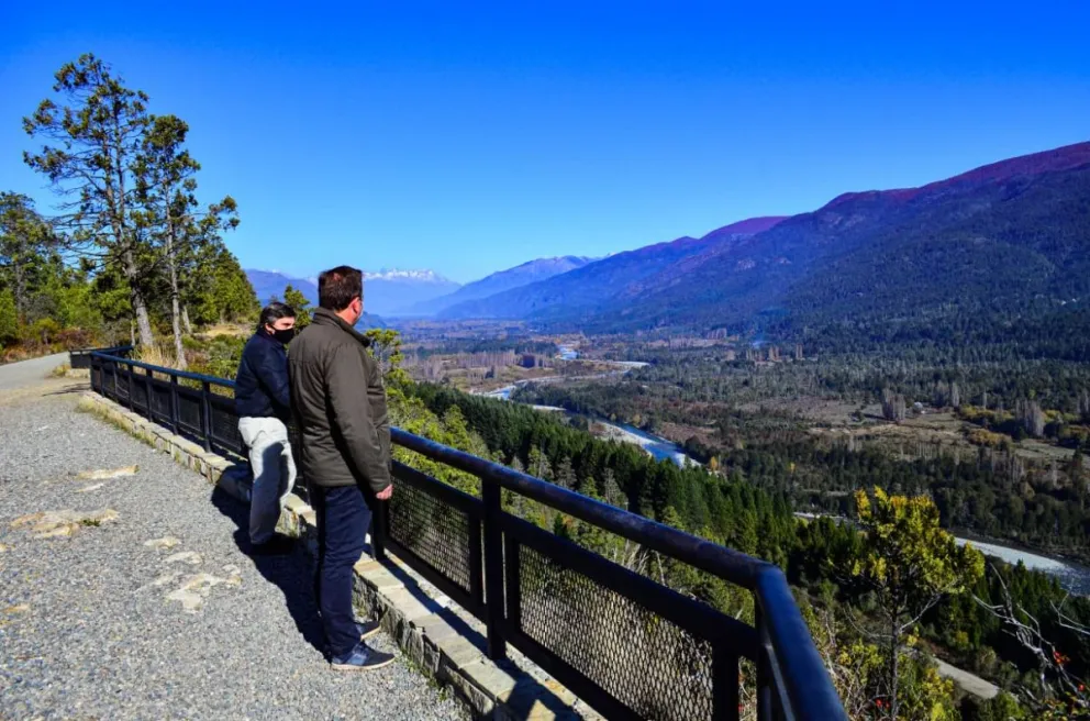 Municipio de El Bolsón recuperó la zona tomada en el Mirado del Azul
