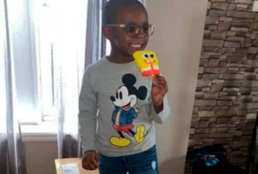 Compró helados de Bob Esponja con la tarjeta de su madre:¡Gastó 3 mil dólares!