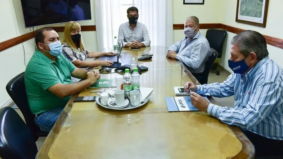 A último momento, suspendieron la discusión salarial de los estatales