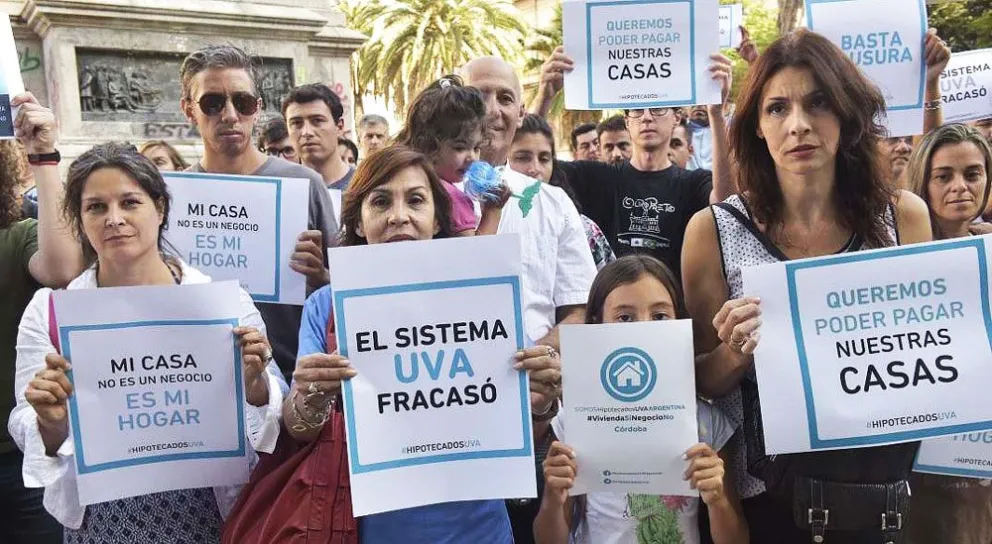 Créditos UVA: Subsidiarán las cuotas que superen el 35% del ingreso familiar