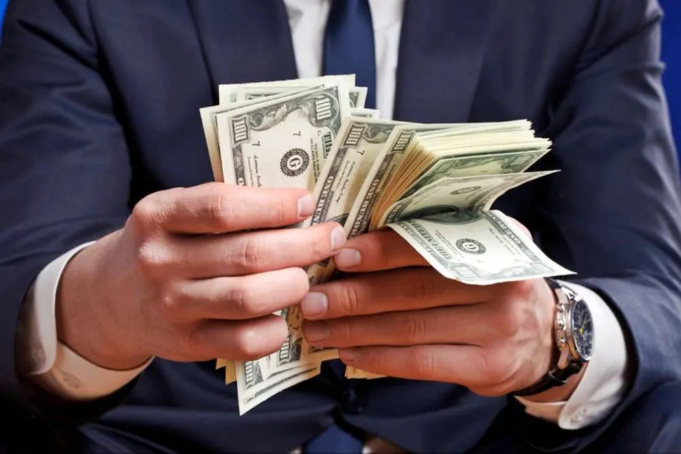 Signos del zodiaco: ¿Quiénes son los que ganan más dinero?