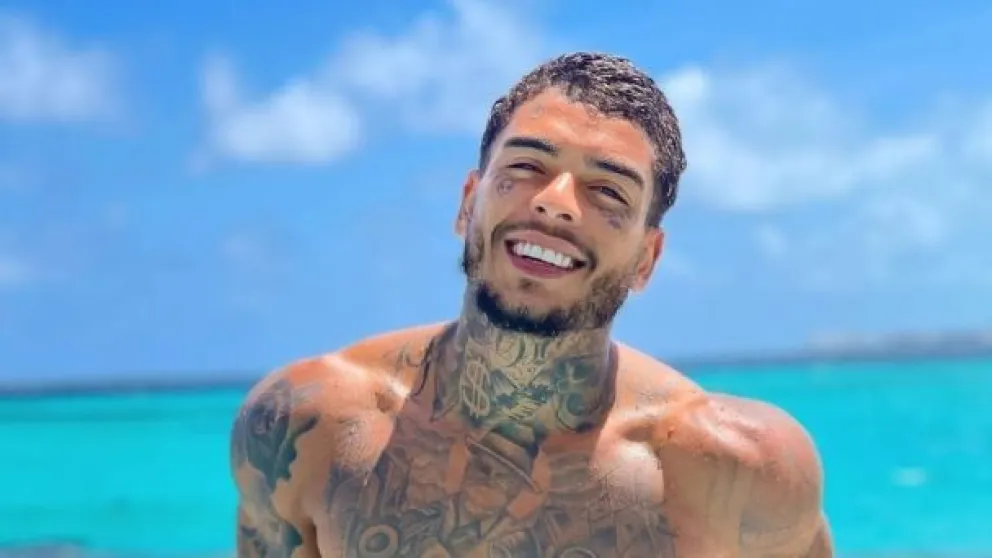 El músico brasileño Mc Kevin murió al tirarse desde el quinto piso de un hotel