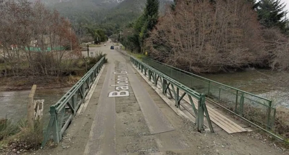 Este domingo cortan tránsito en el puente Centenario de Villa Los Coihues