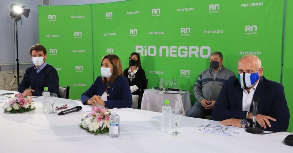 Carreras anunció ayuda económica para los damnificados por el cierre y brindó detalles sobre la circulación  