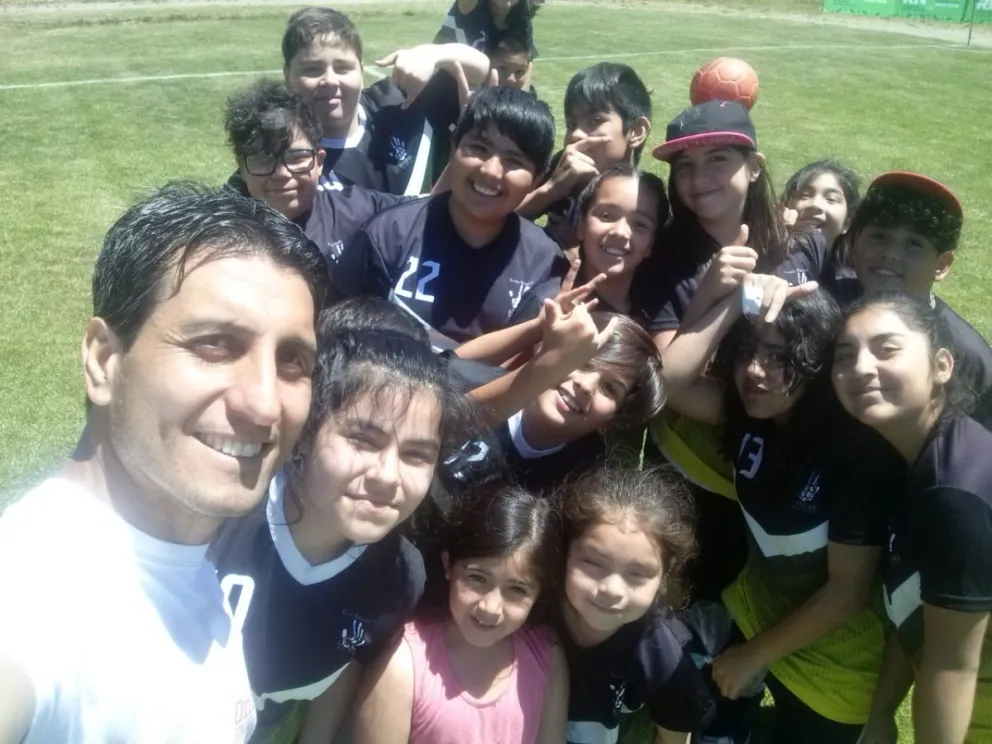 “Hoy nos cuesta mucho la conectividad”