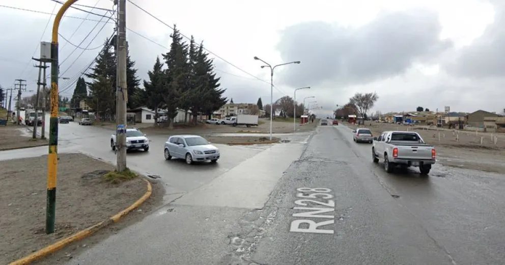 Zafó que lo lleve la ambulancia tras un choque, pero un patrullero lo trasladó a la comisaría