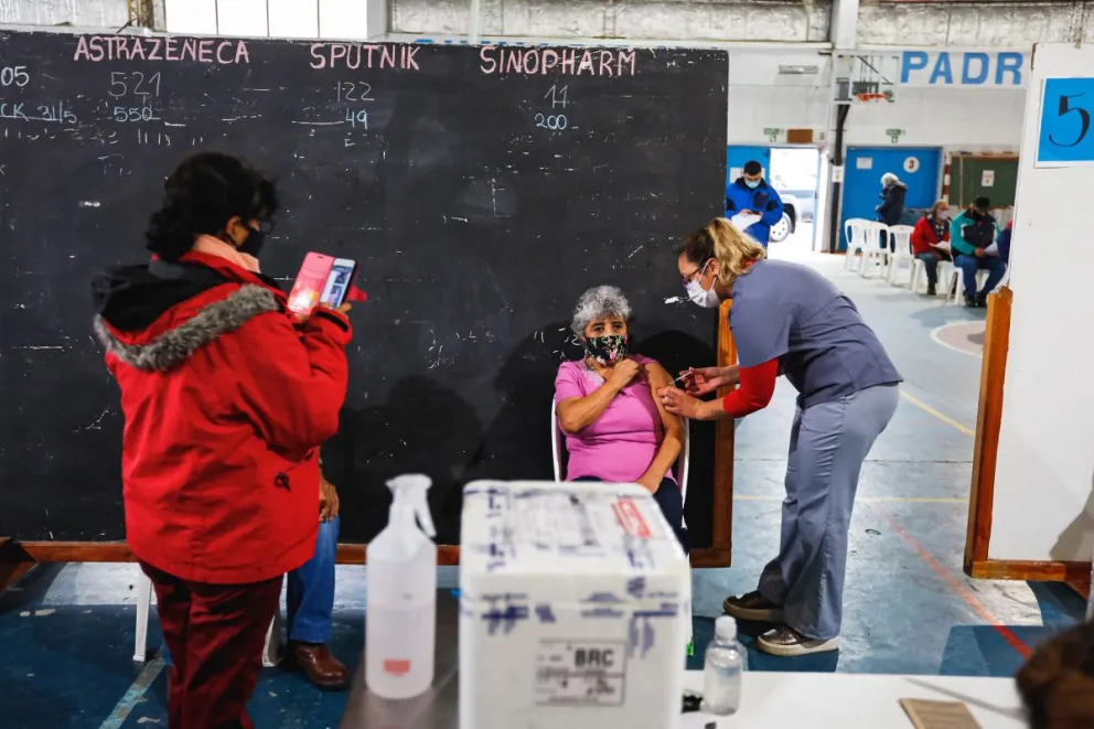 Disponen vacunación para las autoridades de mesa en las próximas elecciones