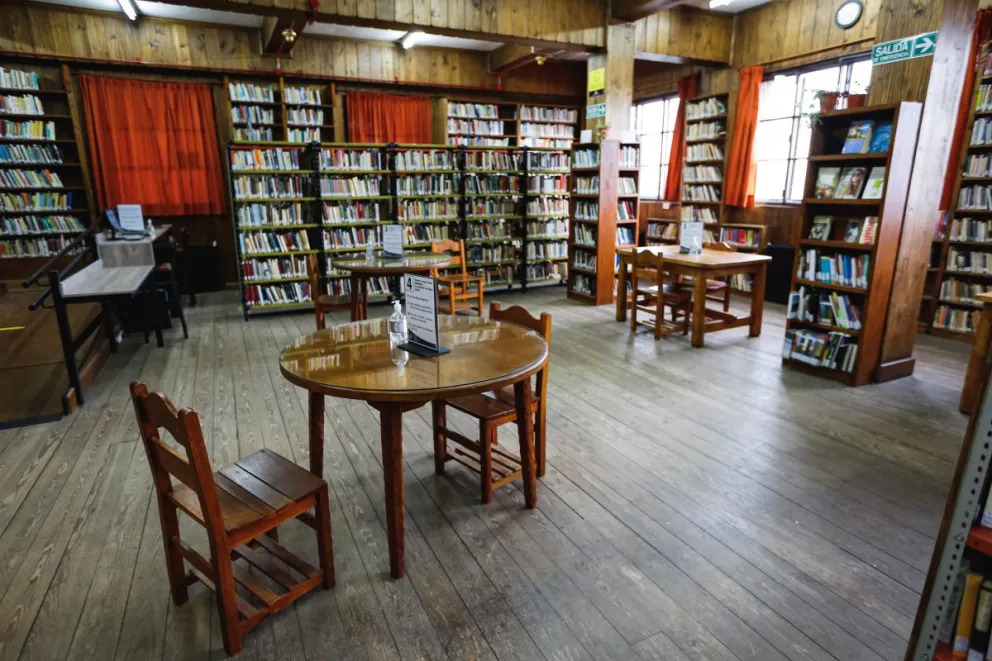 Abren las salas de lectura de las bibliotecas, también los casinos y se permiten las competencias deportivas