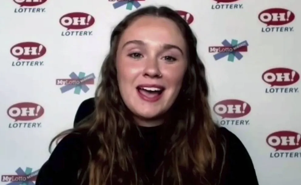 Una joven de 22 años ganó un millón de dólares por vacunarse contra el Covid