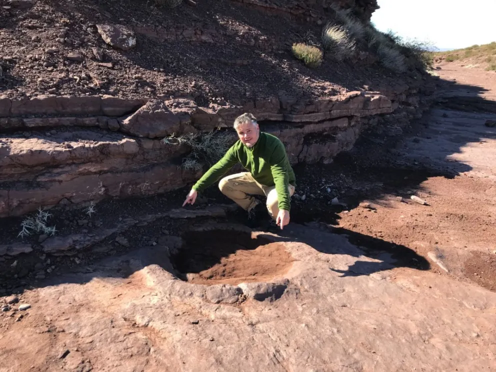 Descubrieron un nuevo yacimiento de huellas de dinosaurios en Neuquén