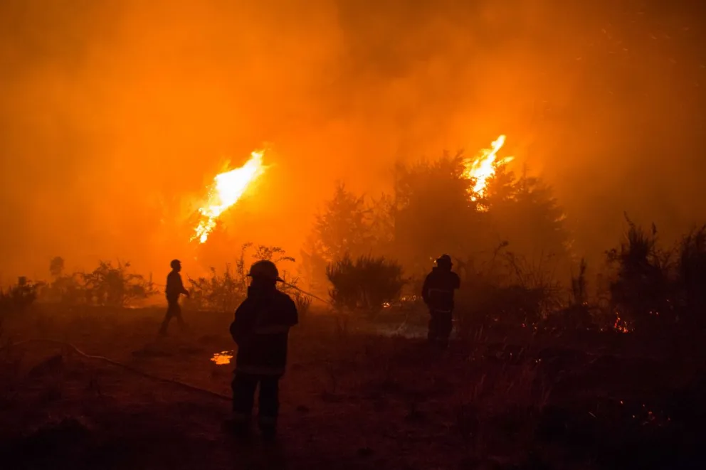 Bombero Morán: “Una pequeña fogata se puede  ir de las manos”  