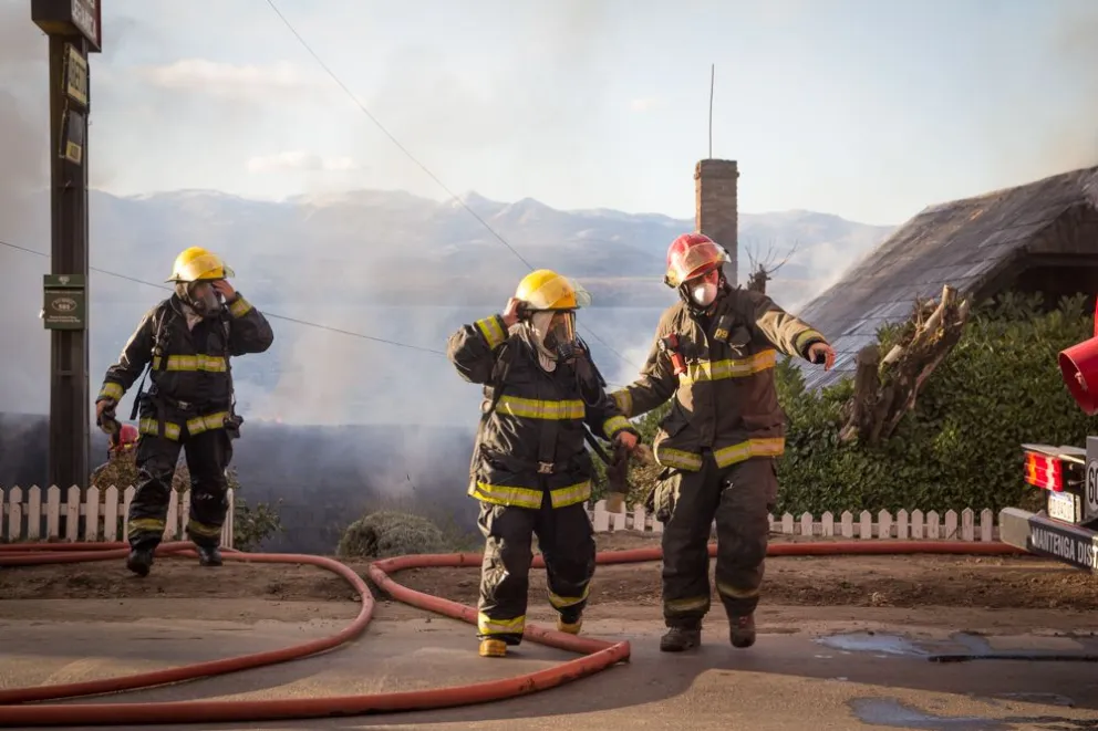Feliz día bomberos voluntarios argentinos