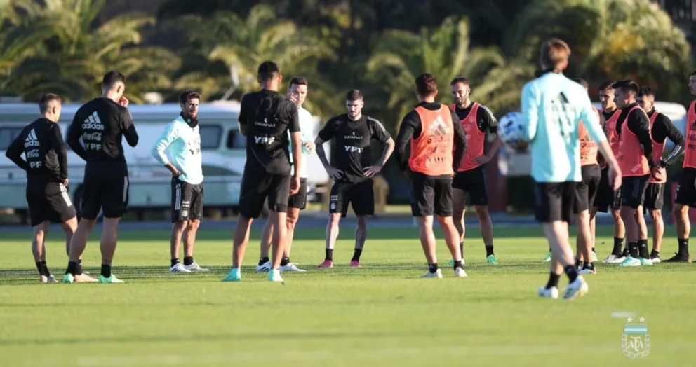 Eliminatorias: Scaloni ya tiene a los once para el duelo ante Chile