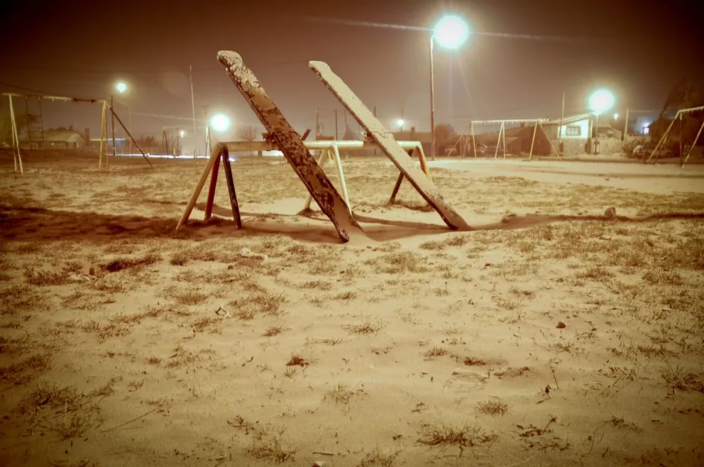 24 millones de camiones de ceniza y arena volcánicas