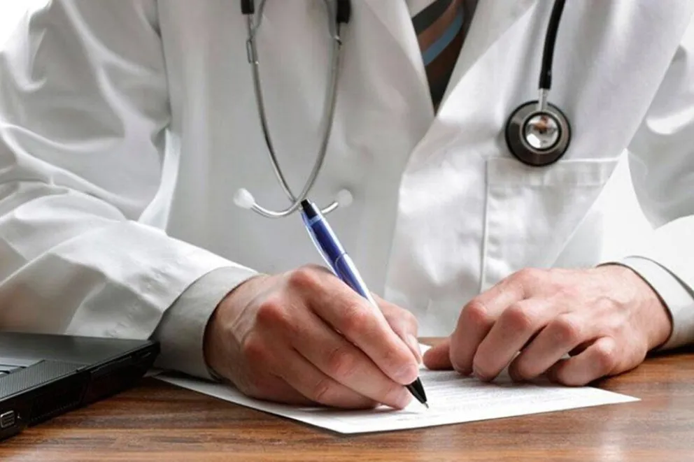 Atendió más de 500 pacientes pero no había cursado ni una materia de Medicina