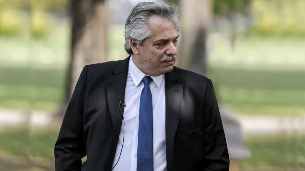 Con Ley o con DNU, el Gobierno define cómo seguirán las restricciones