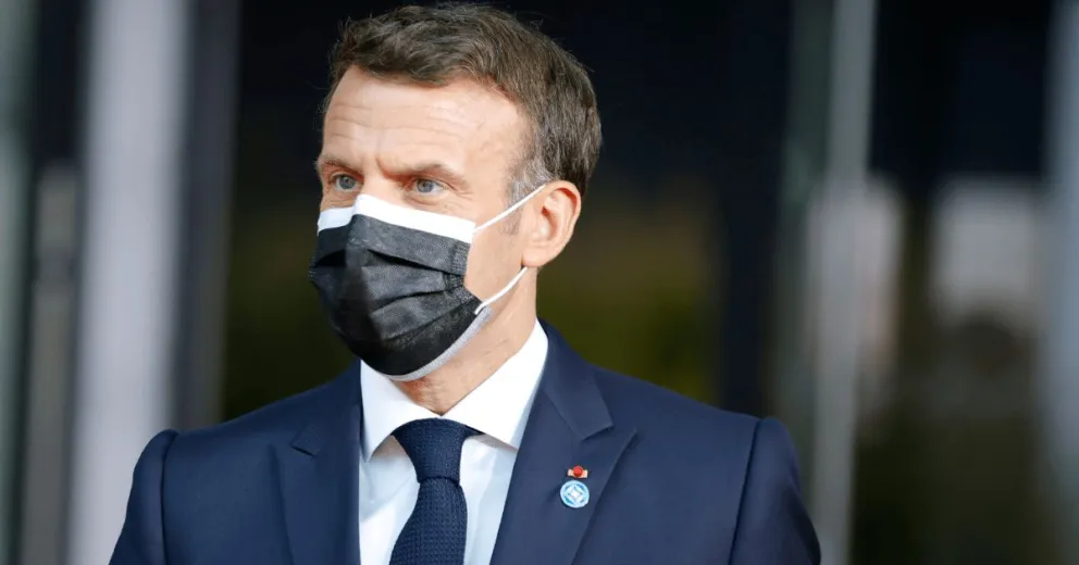 Macron fue agredido con un cachetazo por parte de un ciudadano