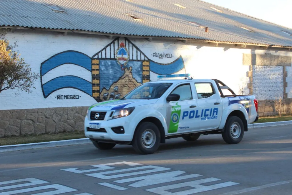 Pilcaniyeu: le fracturaron una pierna en una violenta pelea 