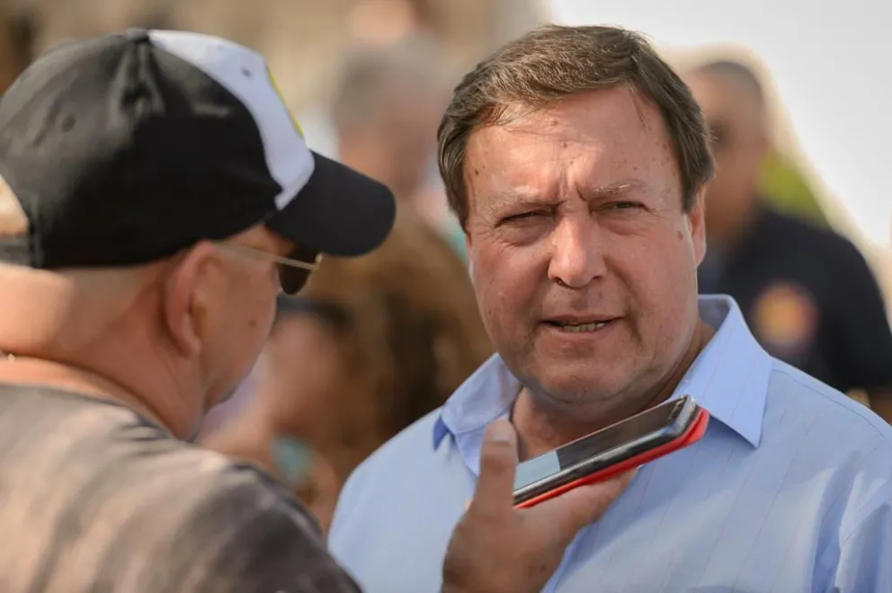 Con mediación de Weretilneck se evitó un paro de la actividad petrolera