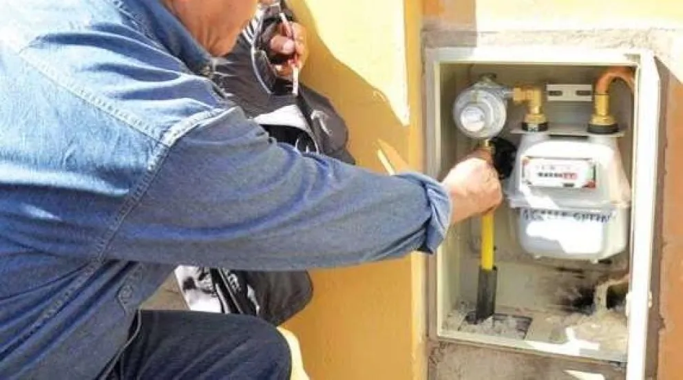 Más de cuatrocientos expedientes demorados por la distribuidora de gas