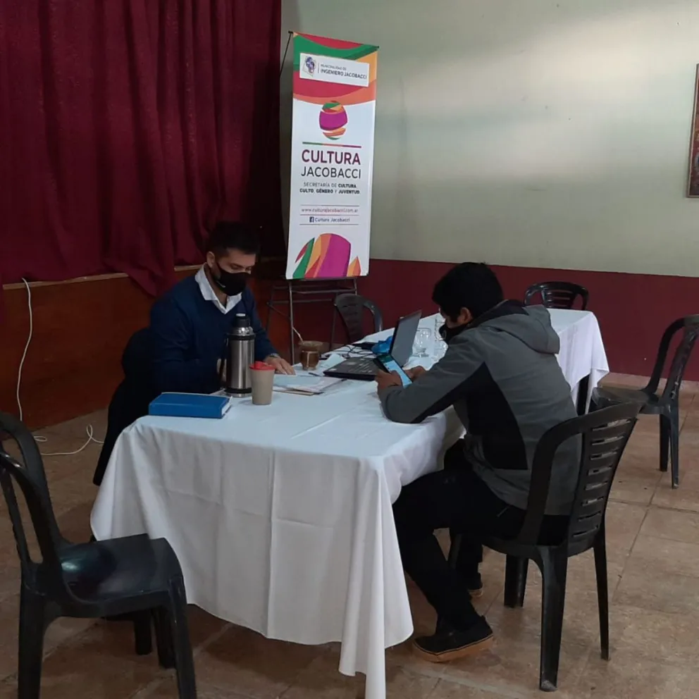 Buteler destacó la atención personalizada de Personas Jurídicas a instituciones de la Región Sur