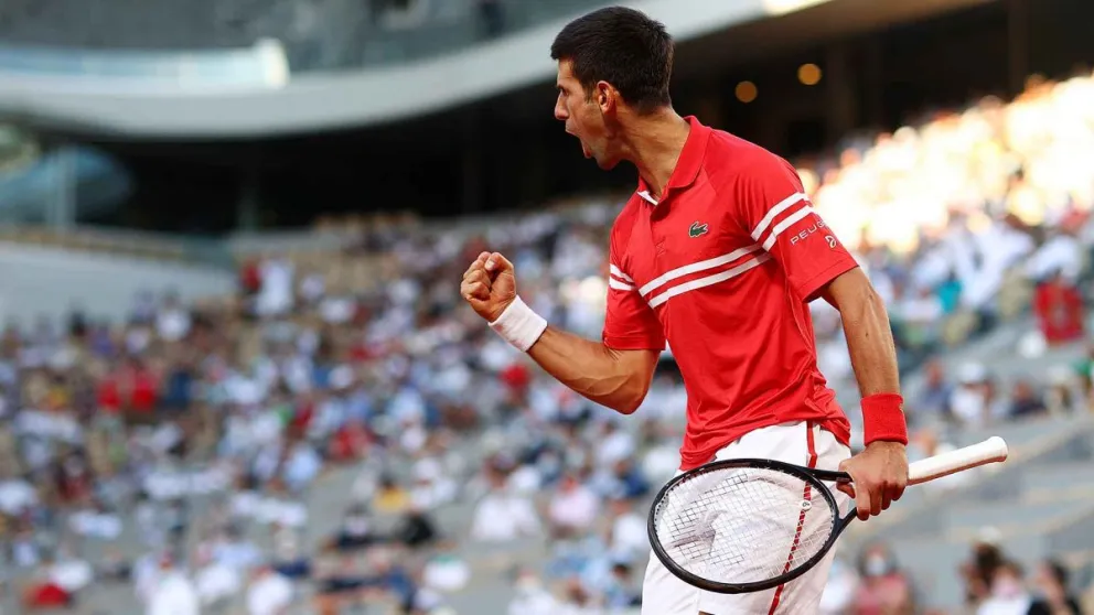 Novak Djokovic destronó a Rafael Nadal y jugará la final de Roland Garros