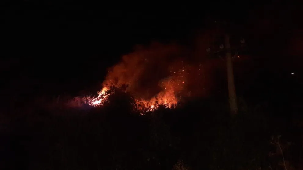 Dos casillas fueron consumidas completamente por el fuego este fin de semana 