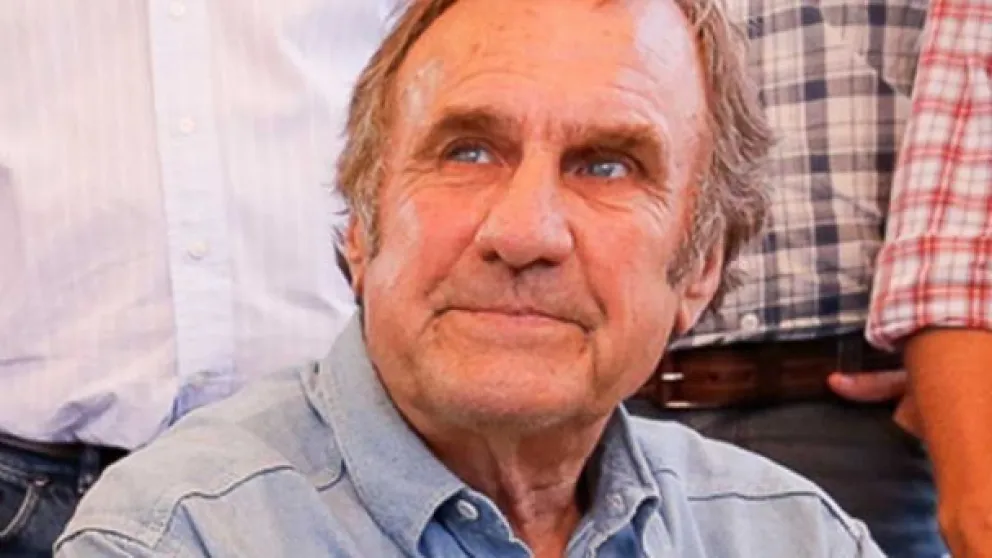 Preocupación por Carlos Reutemann: sufrió "un retroceso en su estado de salud"