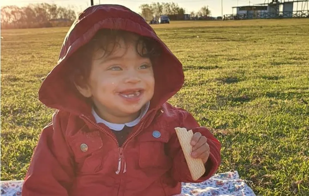 Tras diez horas de operación, Pía recibió el trasplante de parte del hígado de su papá