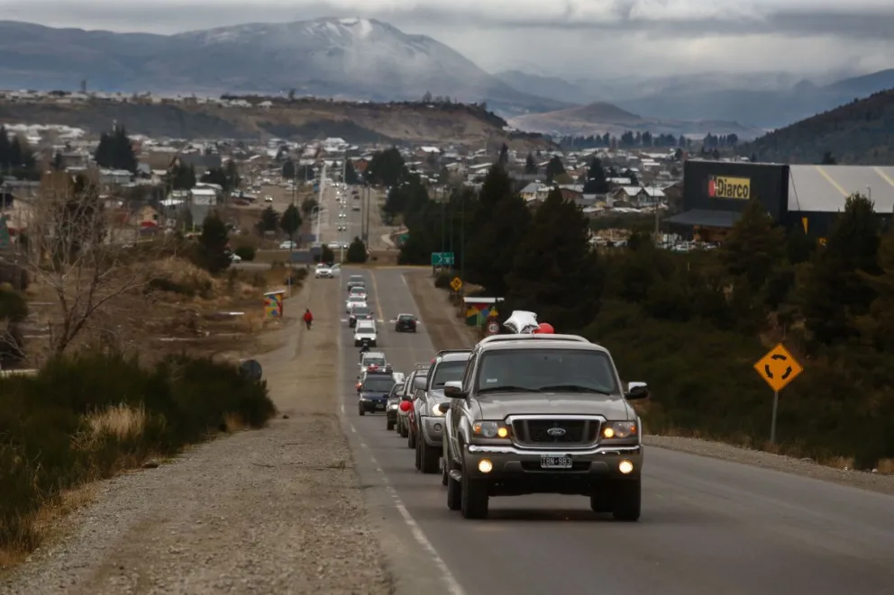 Enorme caravana acompañó el sepelio de Beatriz Paz