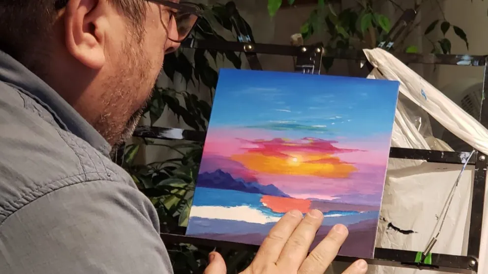 Néstor Torres: El artista que pinta con los dedos