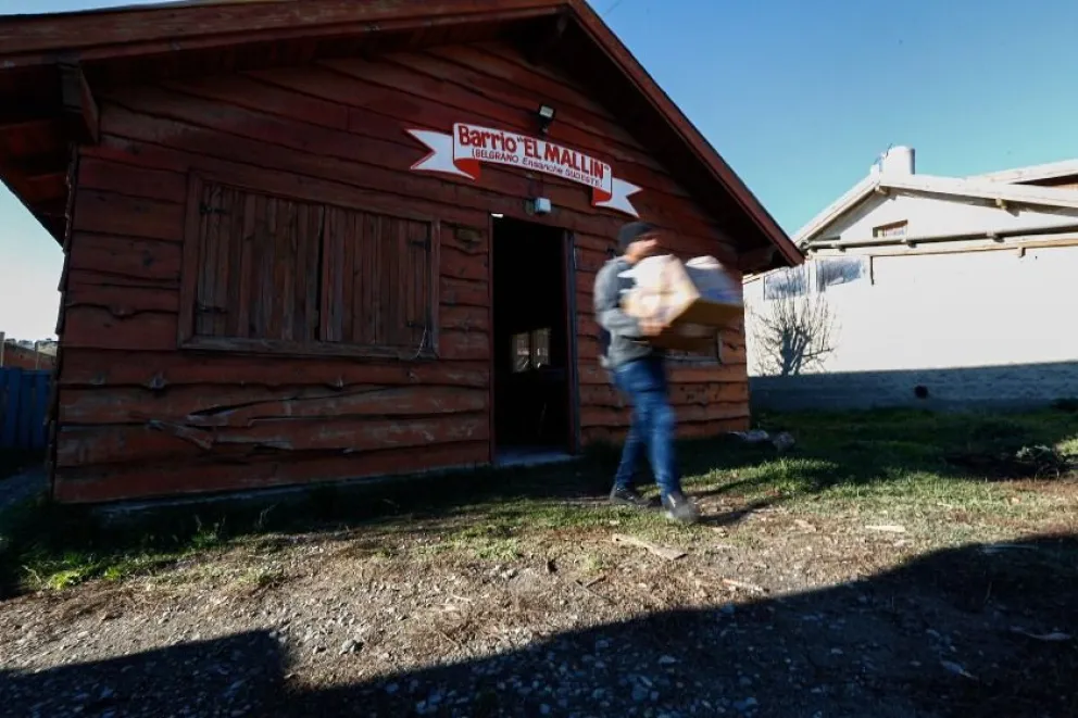 Preparan comida para la gente que va al vertedero 