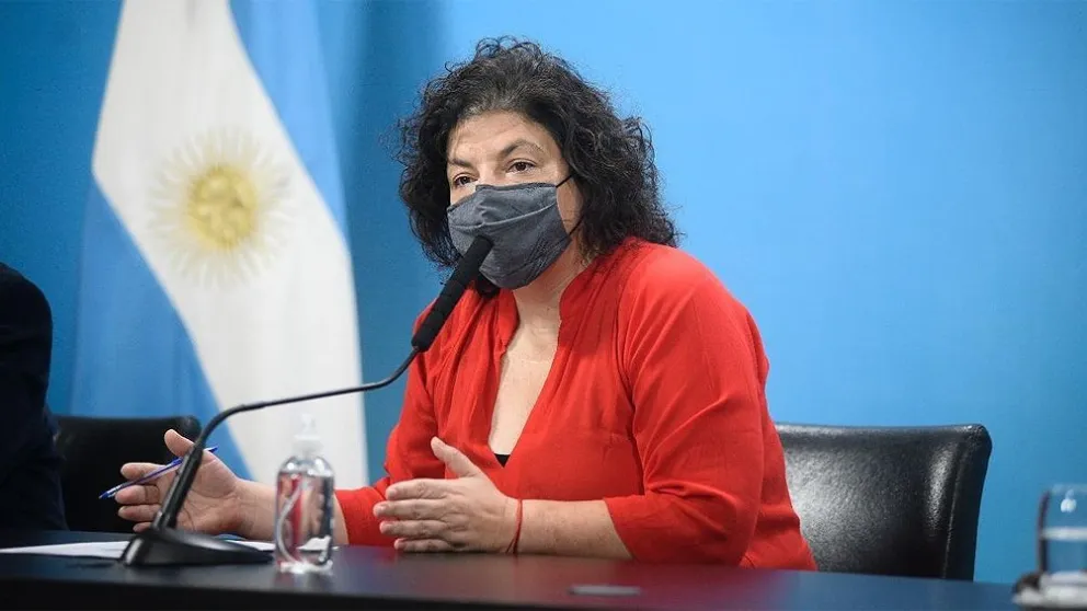 La Ministra Vizzoti aseguró que "ninguna dosis de ninguna vacuna vence"