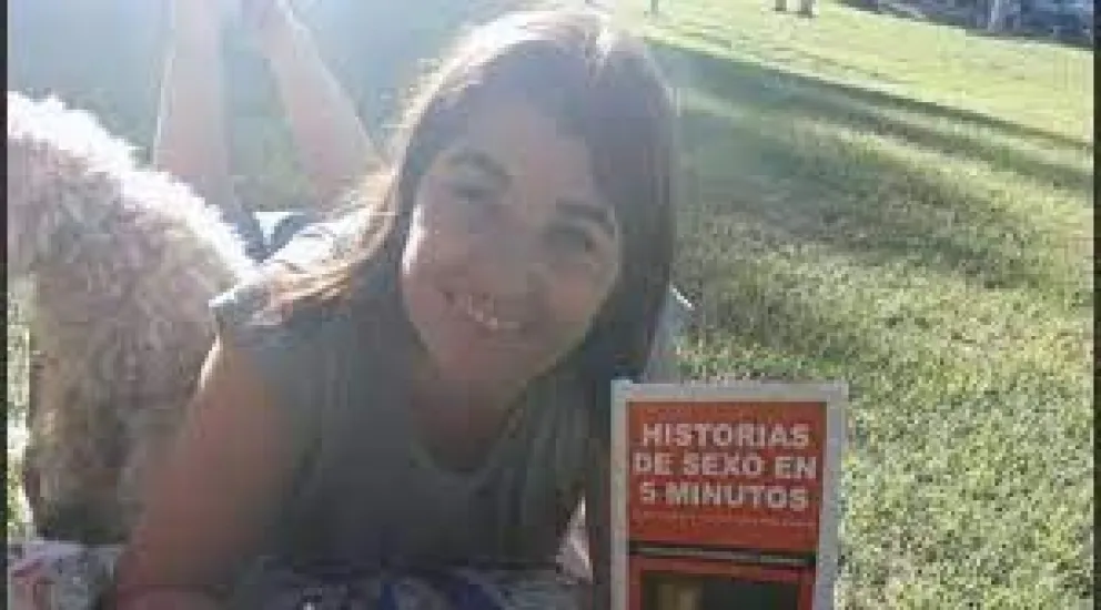Una docente se volvió viral por sus "Historias de sexo en 5 minutos"