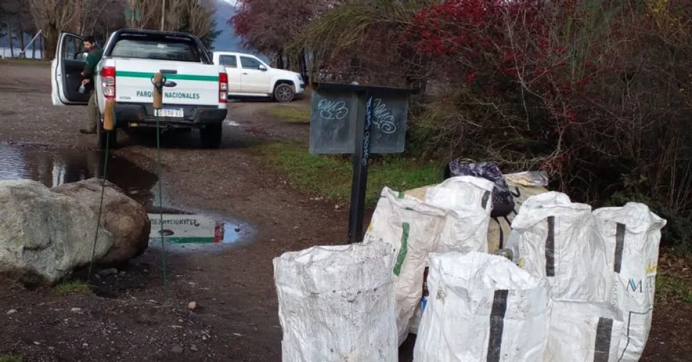 Retiraron gran cantidad de basura en la zona del arroyo Gutiérrez  