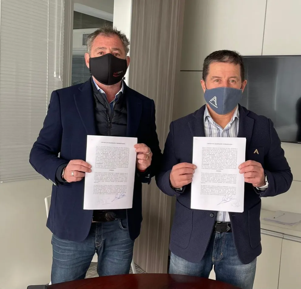 Martín Bacer: "Donde haya un centro de esquí ofreceremos los servicios de nuestros instructores”