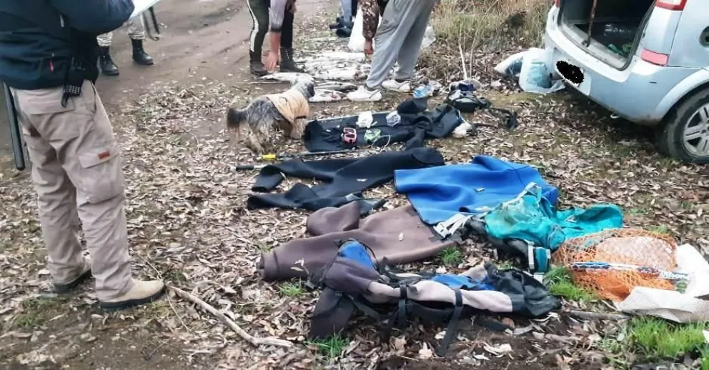 El municipal que fue sorprendido haciendo pesca furtiva usaba equipamiento que sería robado