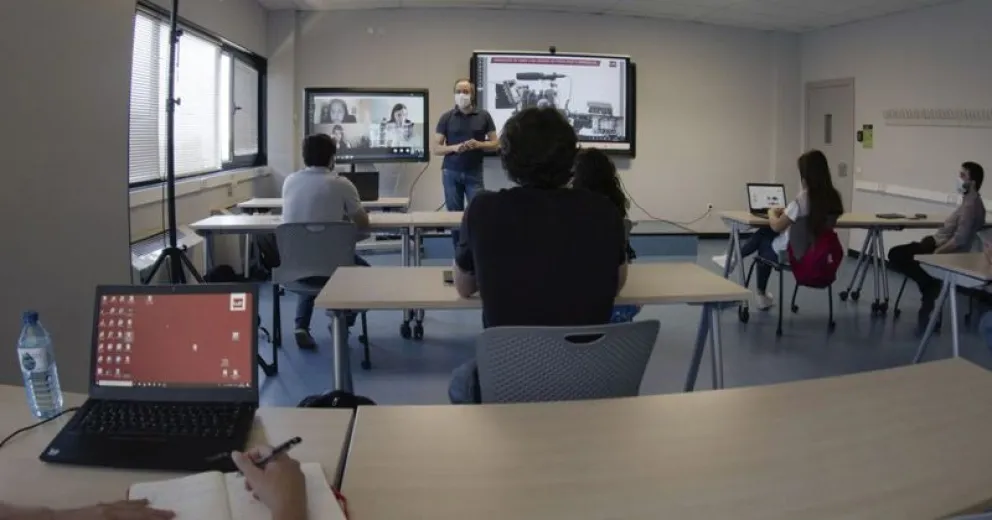 Informó el rector Armen Grigorian: el IUPA dio apertura a las aulas híbridas