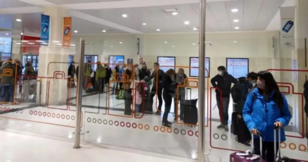 Las aerolíneas tienen 30 días para reembolsos, pero en algunos casos ya se tomaron 8 meses 