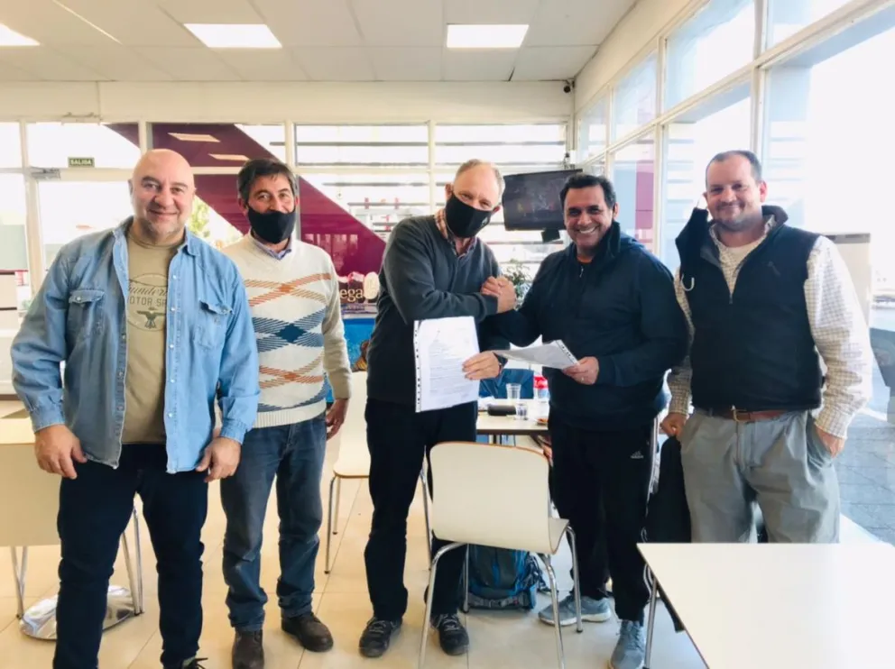 Convenio entre BRC e Independiente de Bariloche para mejoras en el predio de Don Orione