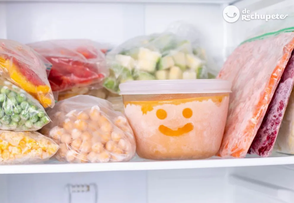 ¿Se puede volver a congelar un alimento sacado del freezer?