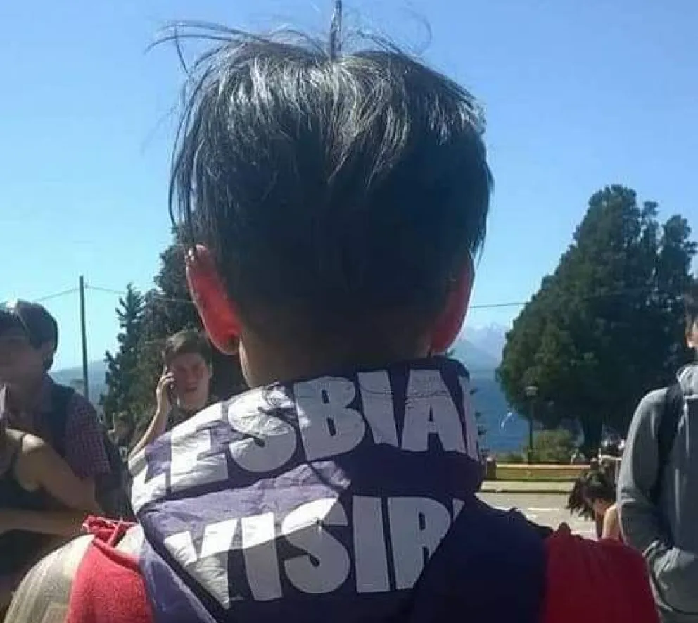 Se define como "lesbiana visible" y asegura que lo que no se nombra no existe 