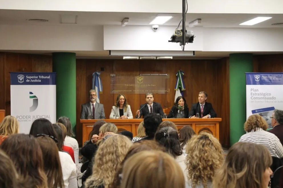 Sin Faluggi, son ocho los candidatos para ingresar al STJ